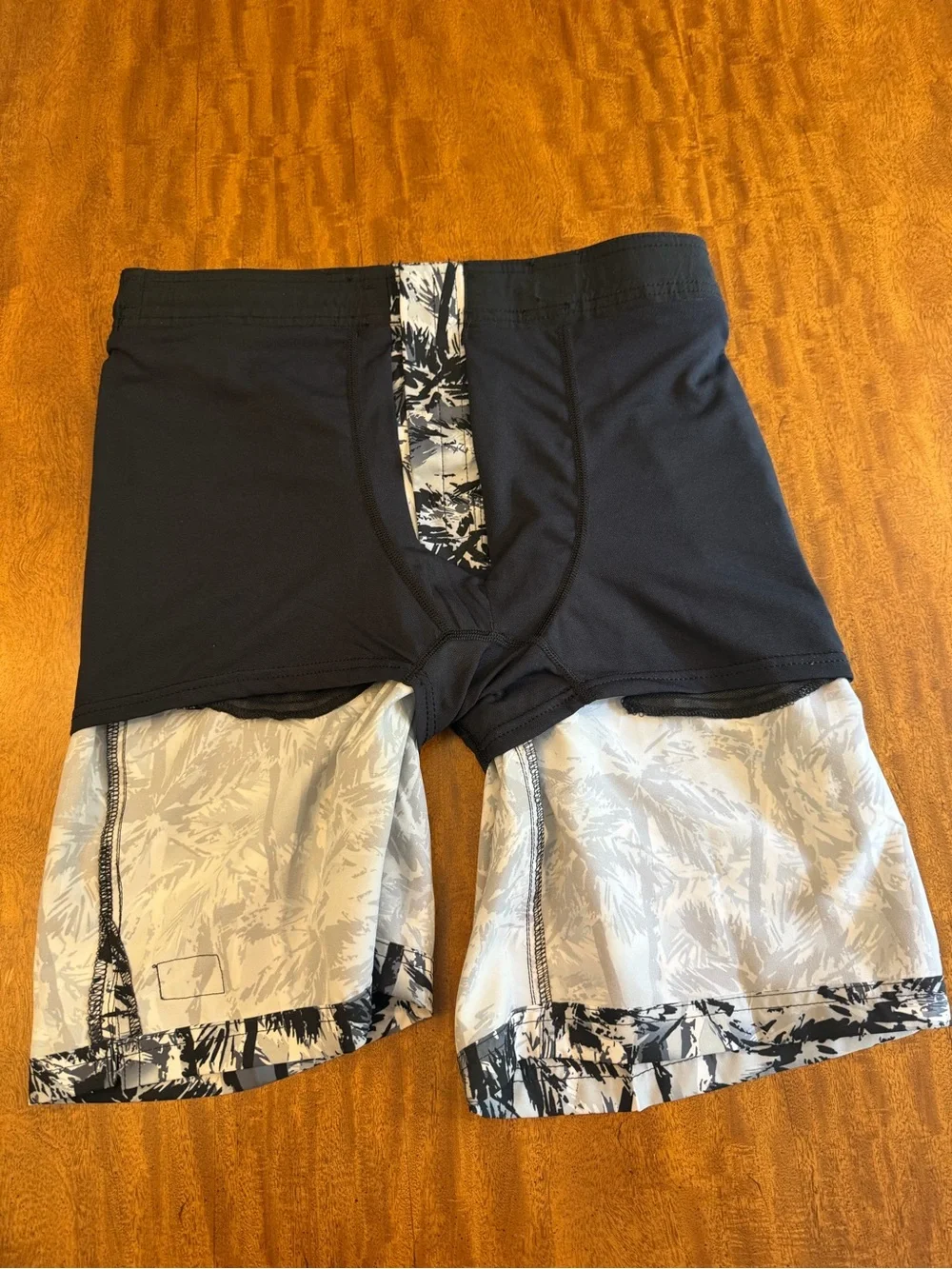SPEEDO men’s PRINTED BONDI 20 INCH BOARD SHORTS